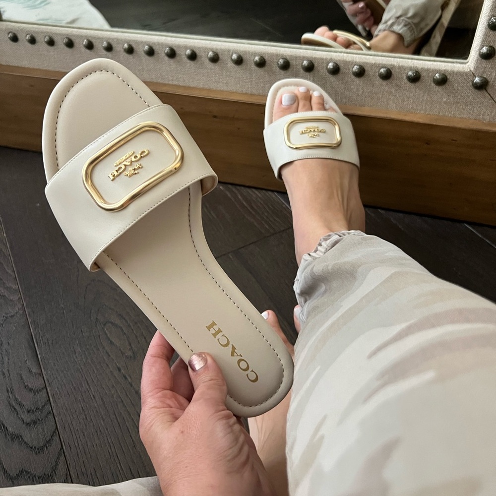 Coach Evy Sandal Sz 11 NIB